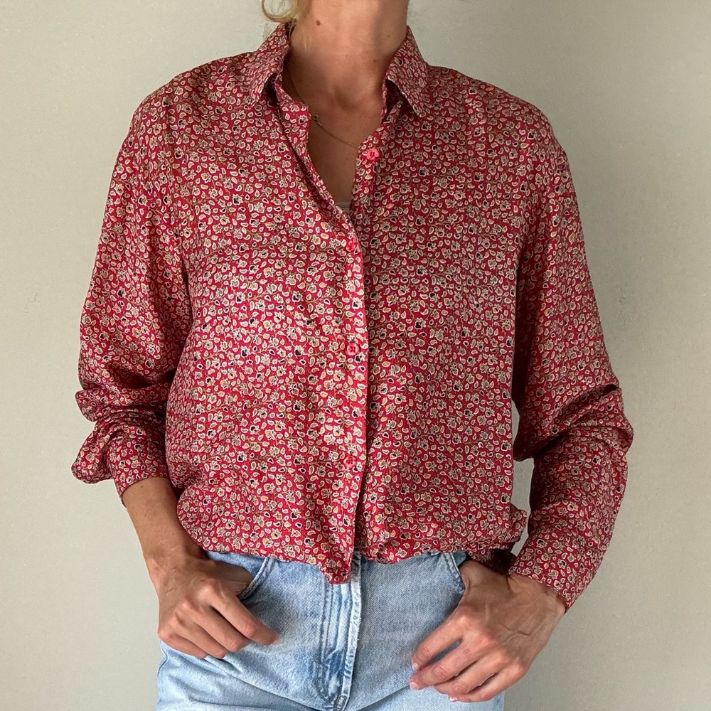 Bhagkem 100% Silk Red Floral Button Down Shirt Women’s Size M - Picture 11 of 11
